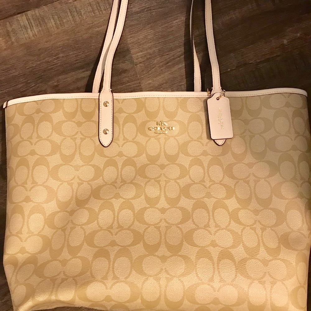 Coach tote
